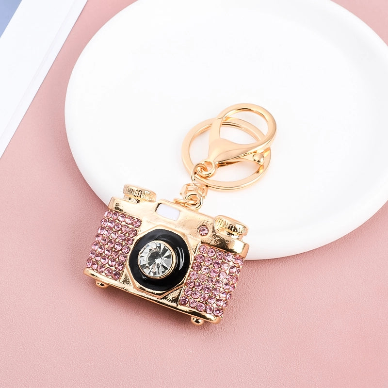 Luxury Rhinestone Camera Keychain – Sparkling Retro Photo Charm for Car Keys, Handbag & Backpack | Perfect Gift for Photographers & Women