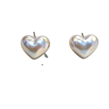 Iridescent Heart Pearl Stud Earrings – Elegant Lustrous Love Earrings for Women