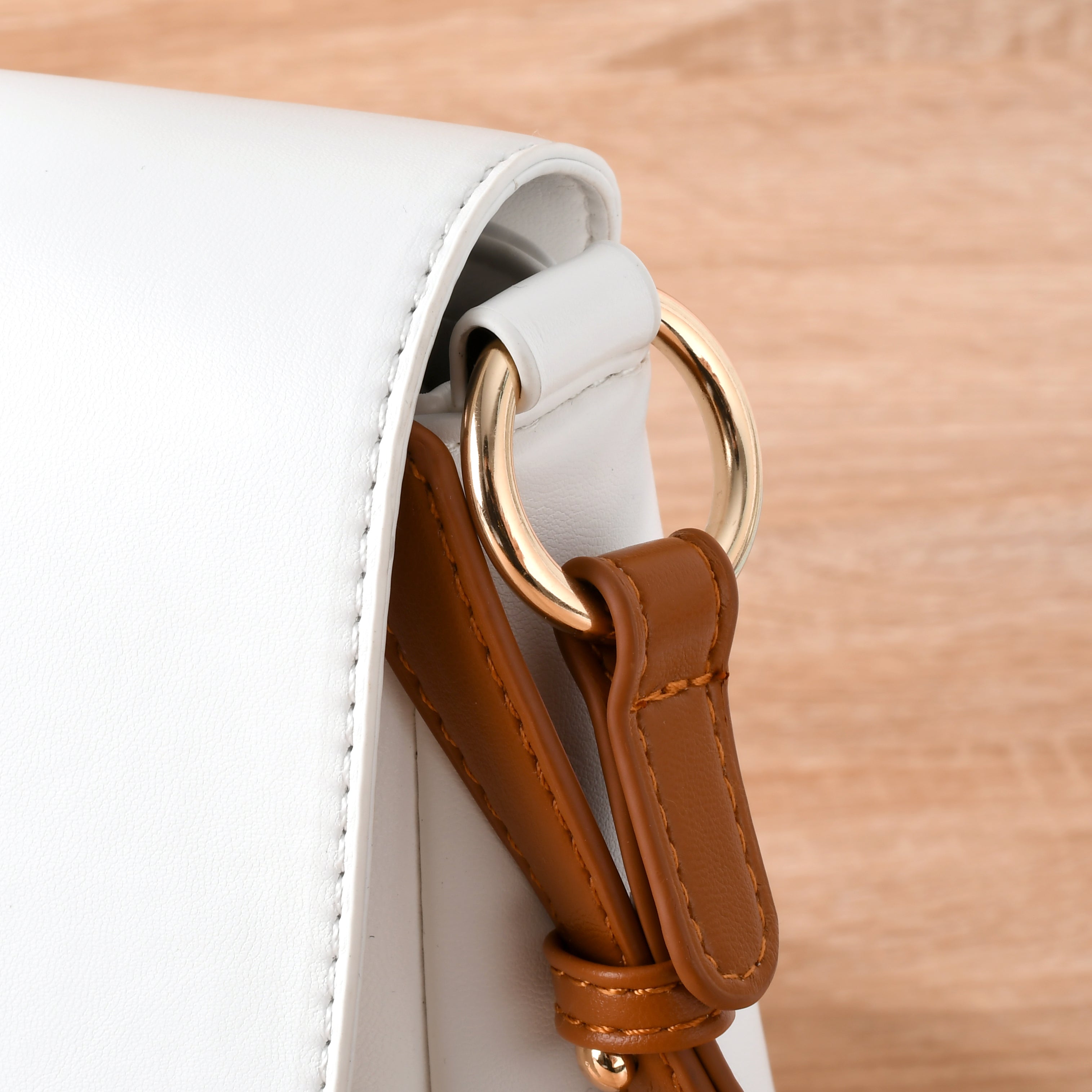 Minimalist White Crossbody Bag with Brown Strap – Adjustable Shoulder Bag for Women, Perfect for Daily Commute & Casual Outings