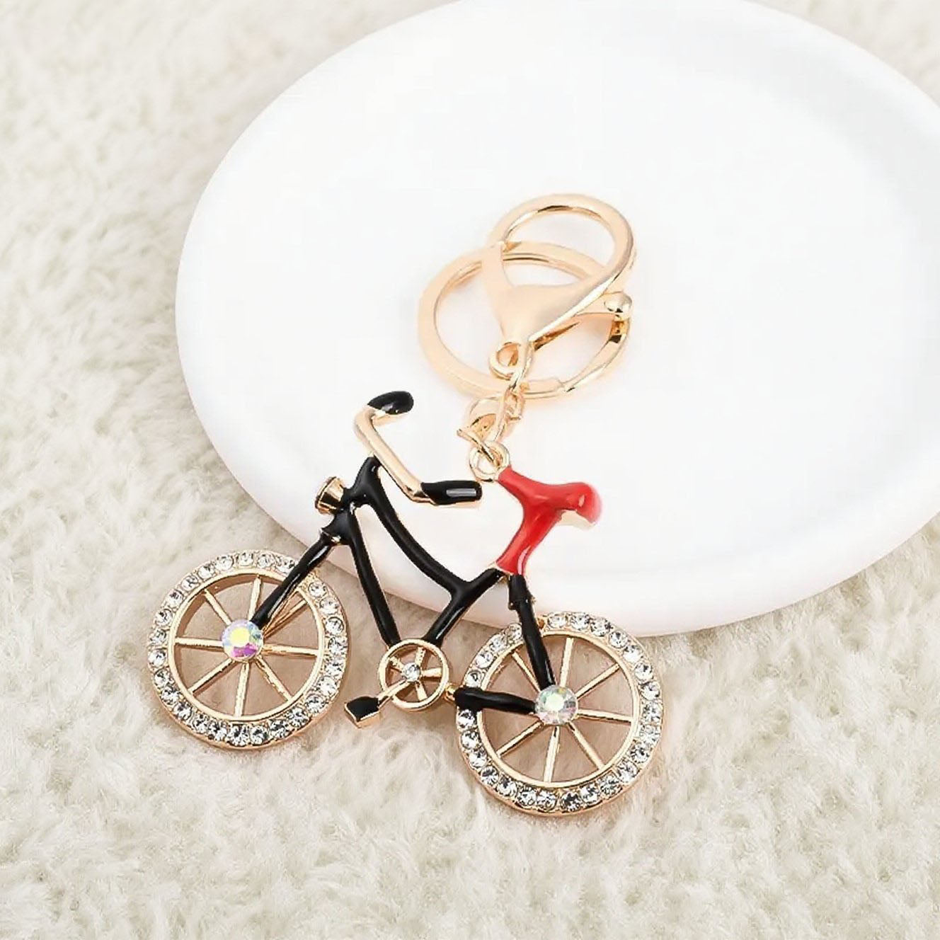Cute Bicycle Keychain with Rhinestone Wheels – Retro Bike Charm for Car Keys, Bag & Backpack | Unique Gift for Cycling Lovers & Women