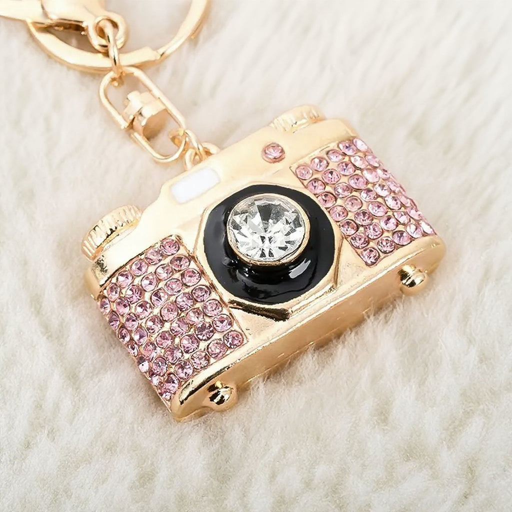 Luxury Rhinestone Camera Keychain – Sparkling Retro Photo Charm for Car Keys, Handbag & Backpack | Perfect Gift for Photographers & Women